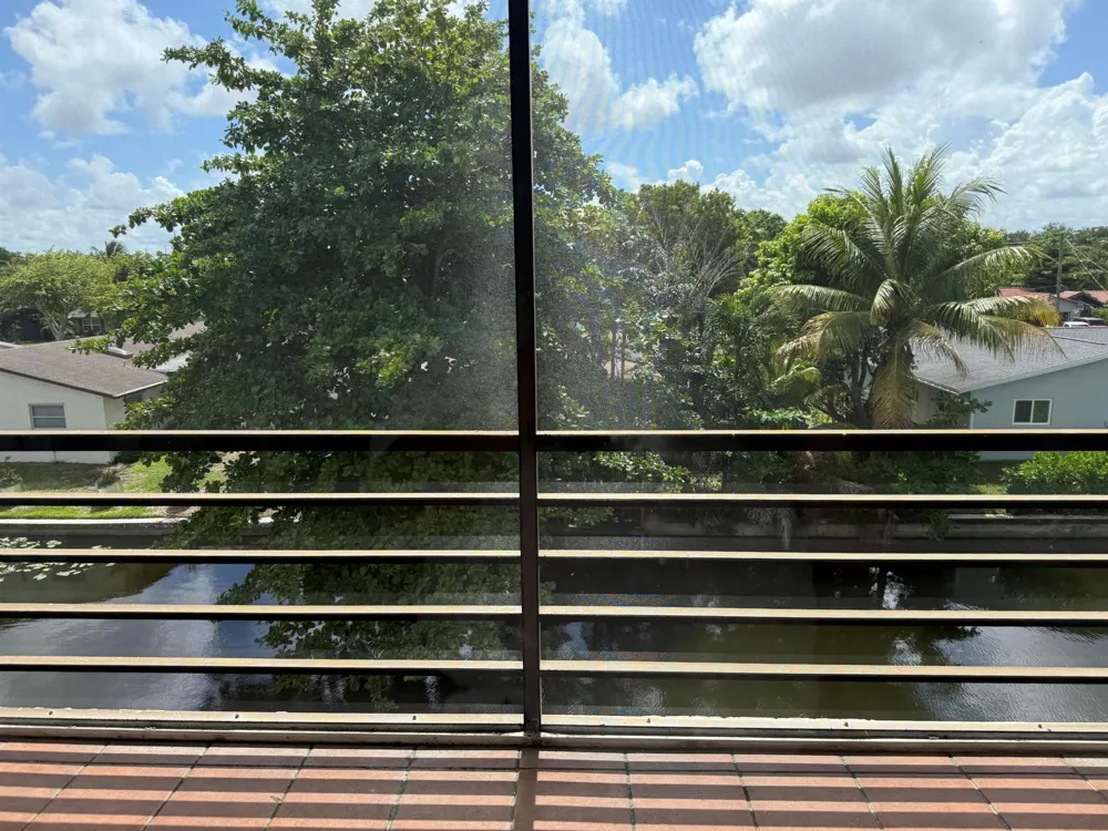 111 ROYAL PARK DRIVE #3A Oakland Park, FL 33309