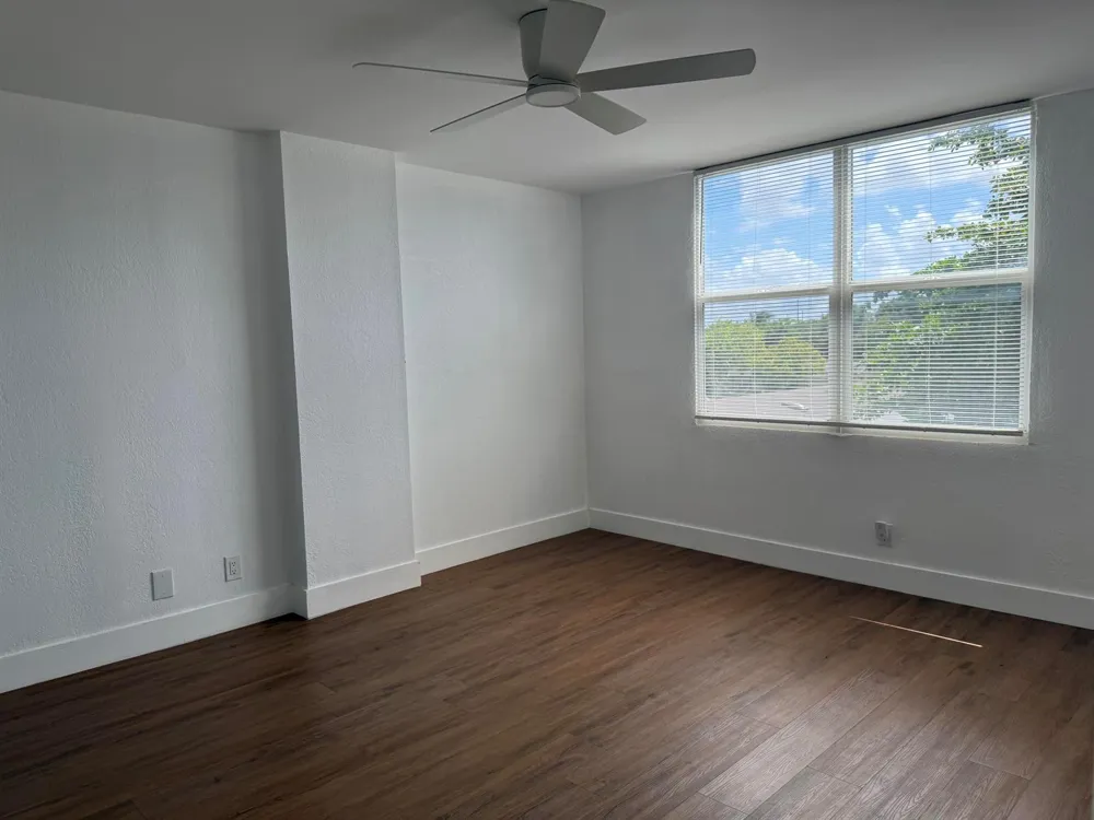 111 ROYAL PARK DRIVE #3A Oakland Park, FL 33309