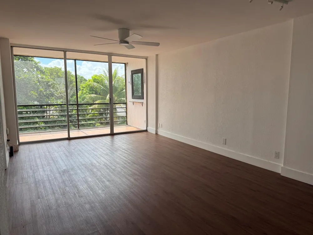 111 ROYAL PARK DRIVE #3A Oakland Park, FL 33309