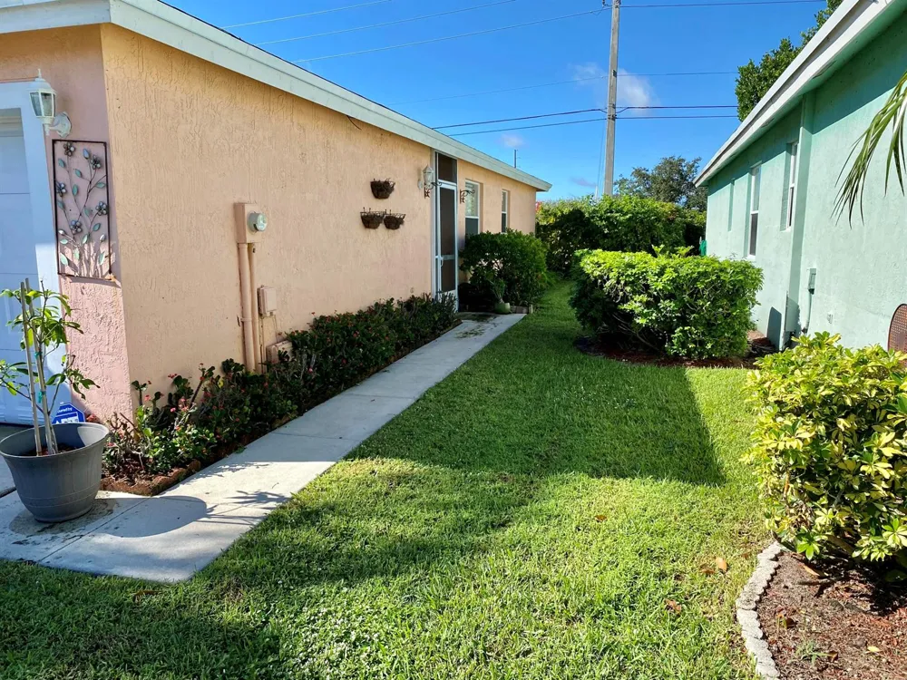 112 Sunset Boulevard Boynton Beach, FL 33426