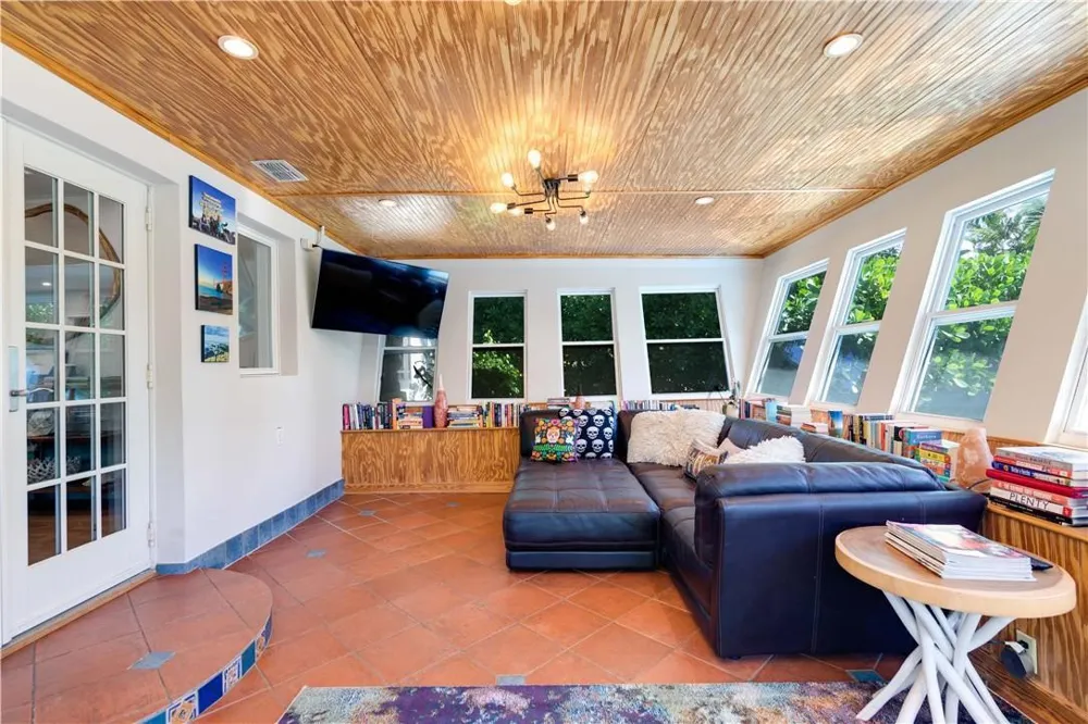 1132 NE 105TH STREET Miami Shores, FL 33138