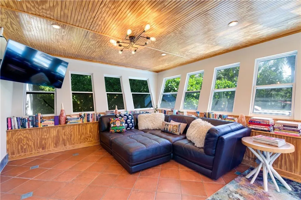 1132 NE 105TH STREET Miami Shores, FL 33138
