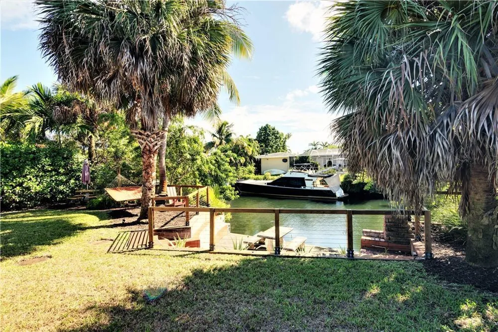 1132 NE 105TH STREET Miami Shores, FL 33138