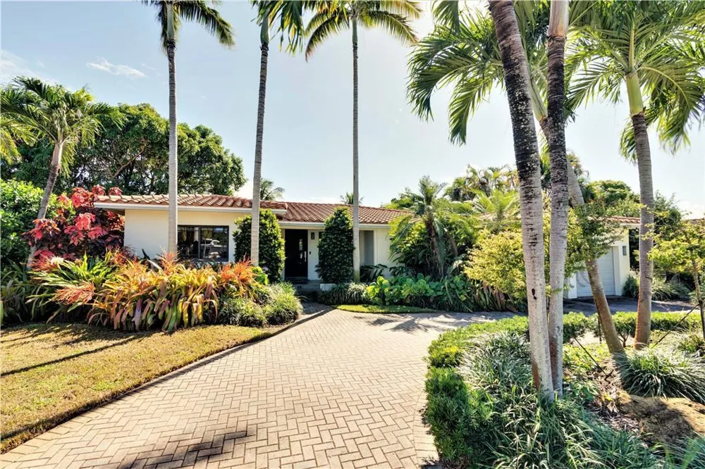 1132 NE 105TH STREET Miami Shores, FL 33138