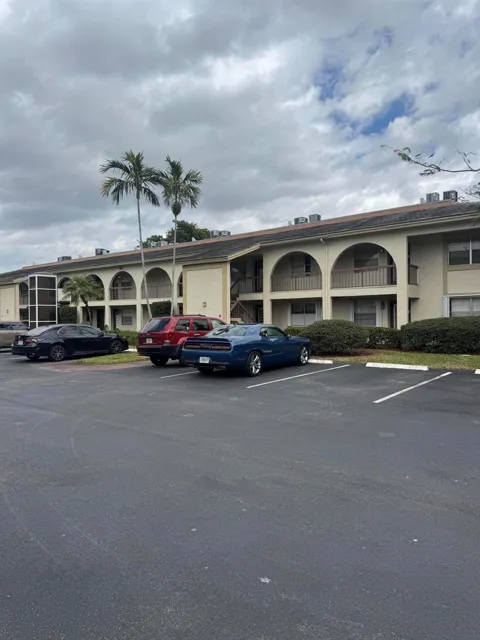 2601 NASSAU Bend #C2