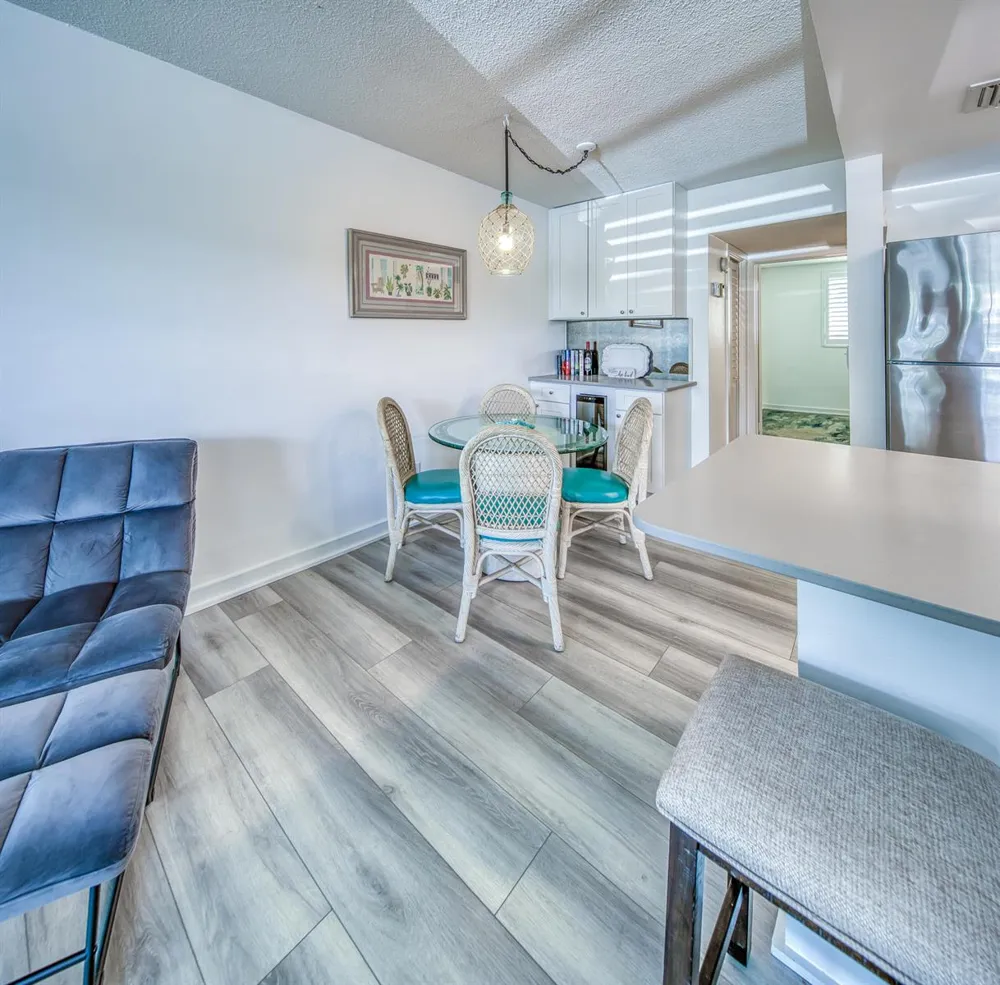 2565 S OCEAN BOULEVARD #1040 Palm Beach, FL 33480