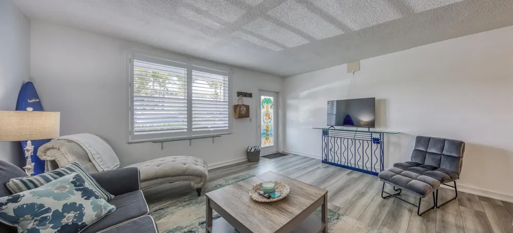 2565 S OCEAN BOULEVARD #1040 Palm Beach, FL 33480