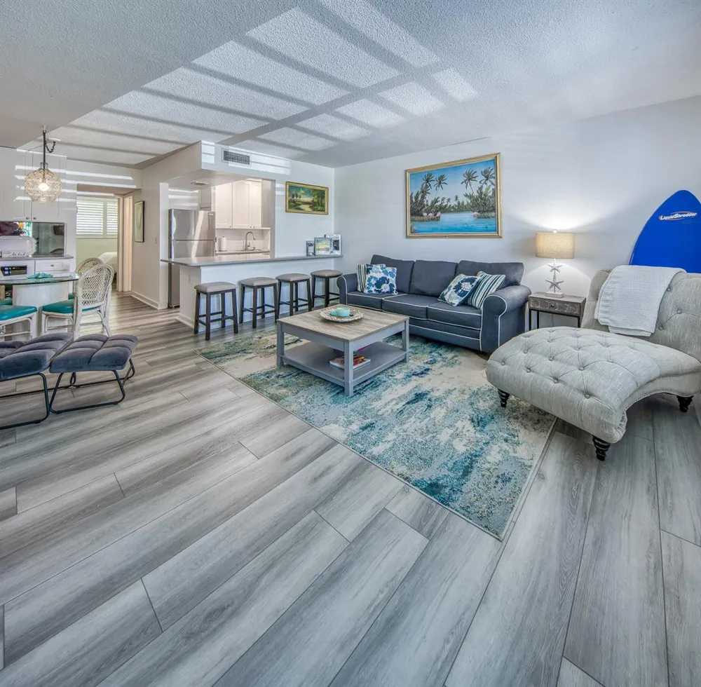 2565 S OCEAN BOULEVARD #1040 Palm Beach, FL 33480