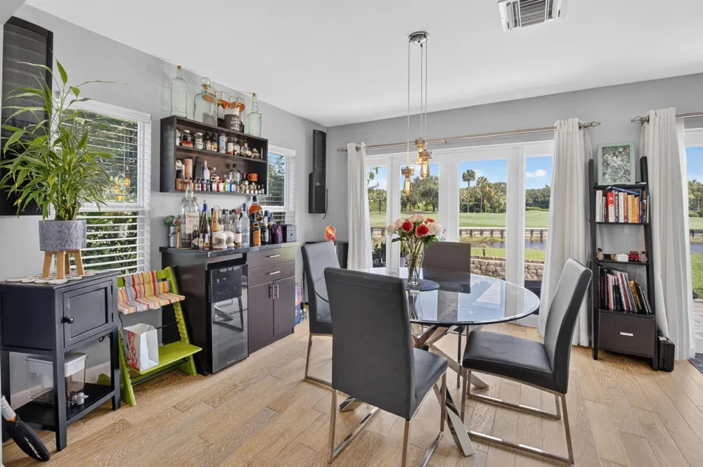 11 HOLLY Boynton Beach, FL 33436