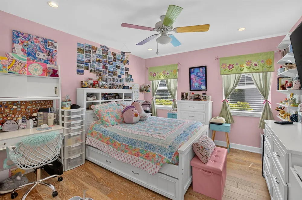 11 HOLLY Boynton Beach, FL 33436