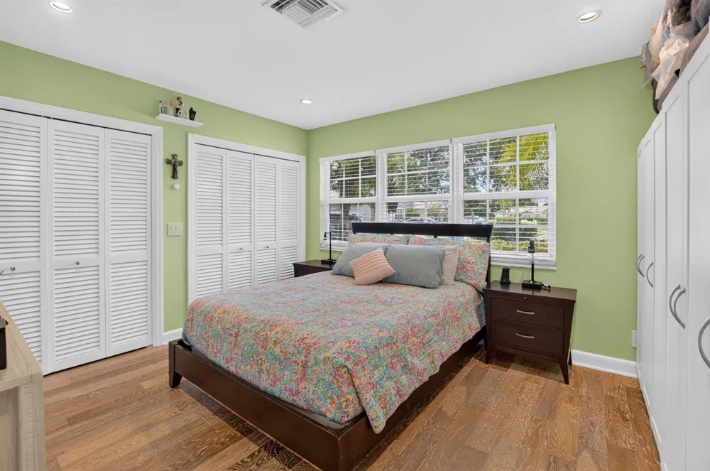 11 HOLLY Boynton Beach, FL 33436