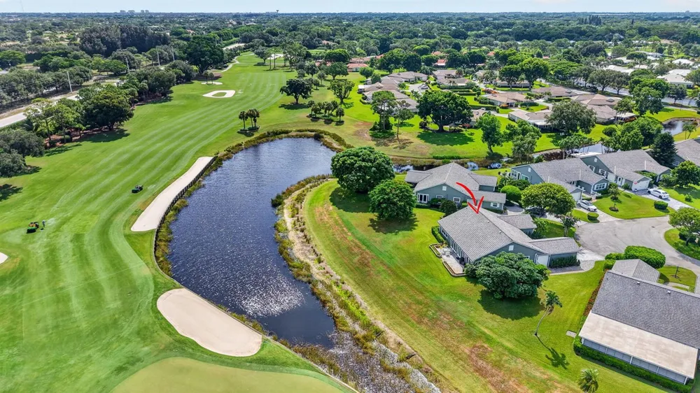 11 HOLLY Boynton Beach, FL 33436