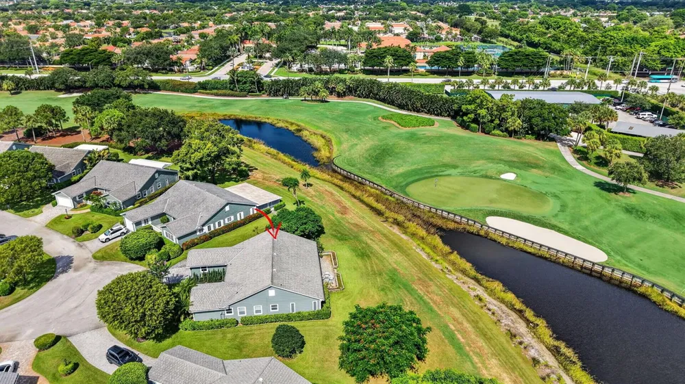 11 HOLLY Boynton Beach, FL 33436