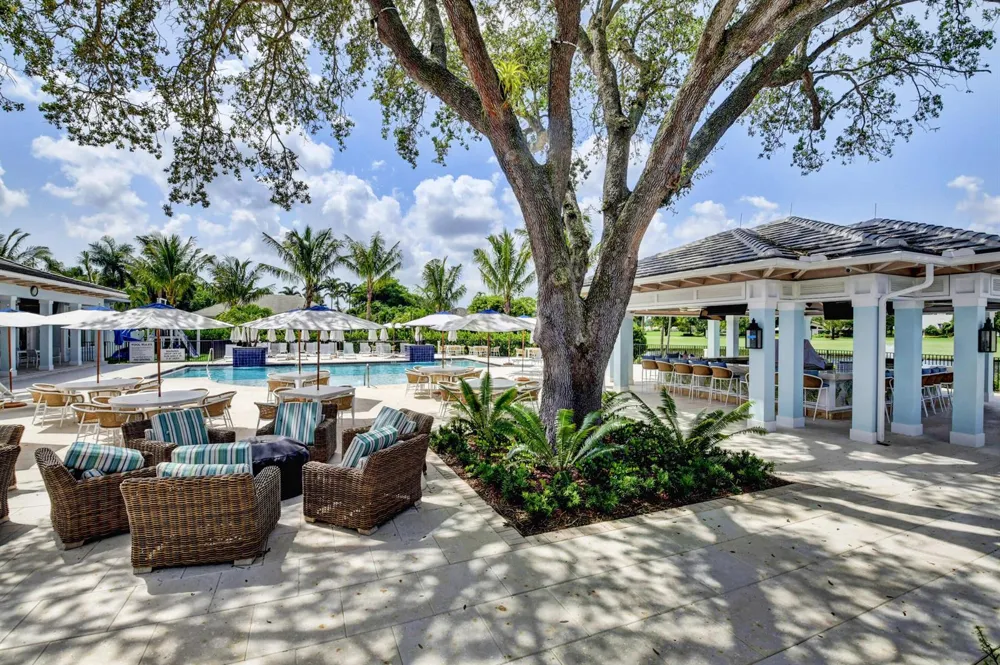 11 HOLLY Boynton Beach, FL 33436