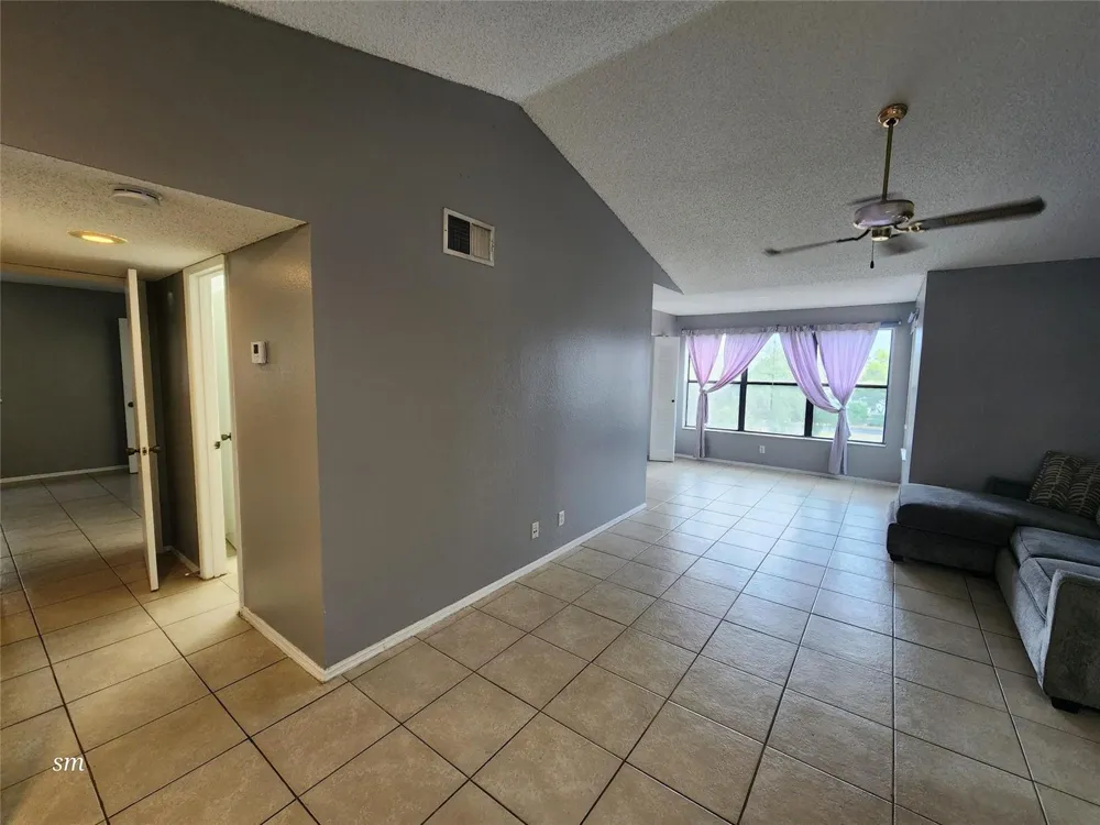 2866 S University Drive #5308 Davie, FL 33328