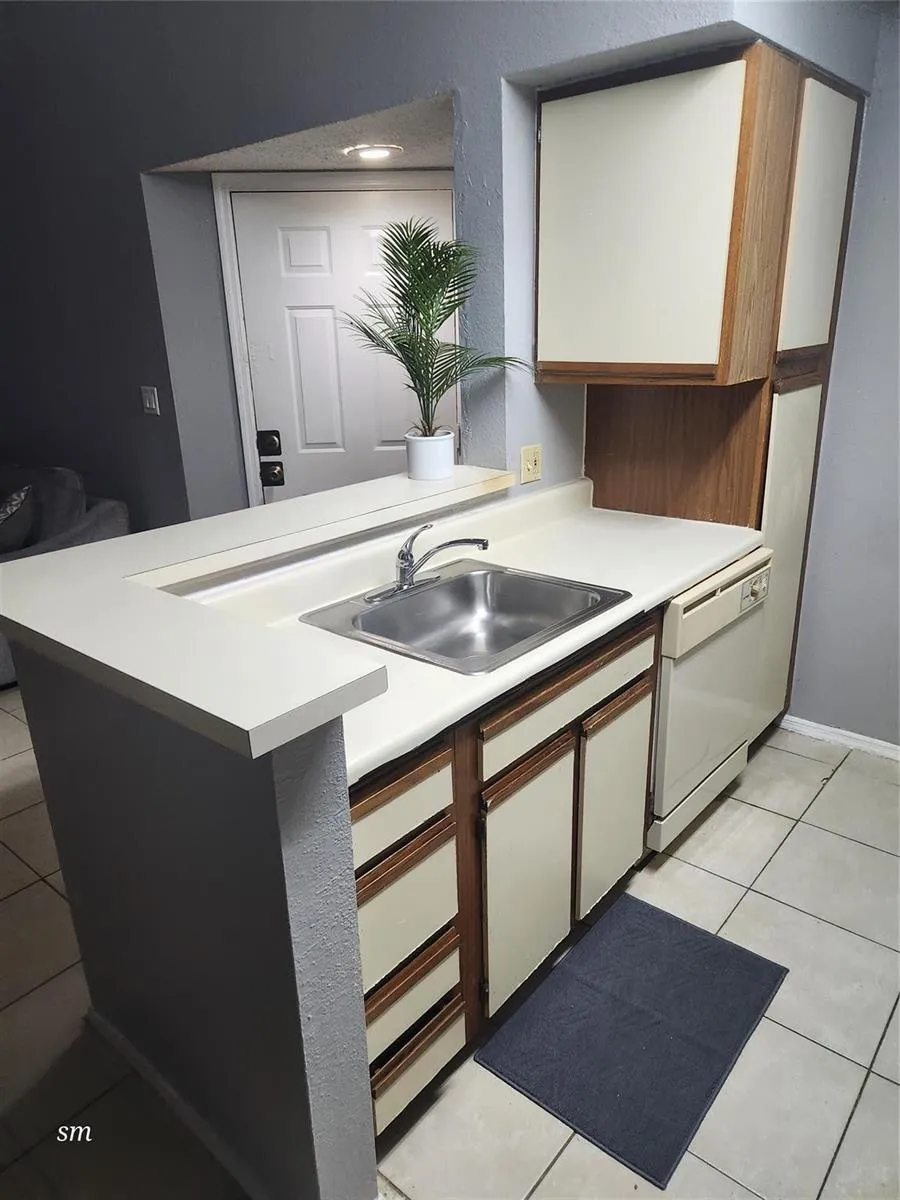 2866 S University Drive #5308 Davie, FL 33328
