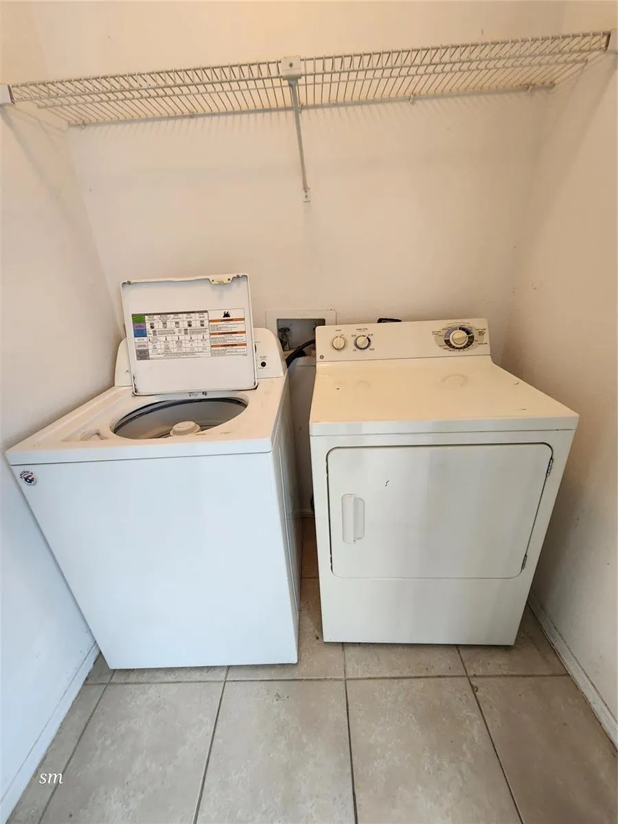2866 S University Drive #5308 Davie, FL 33328