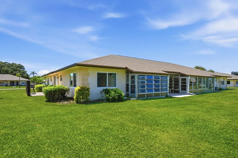 5852 Dream Court #35D Fort Pierce, FL 34982