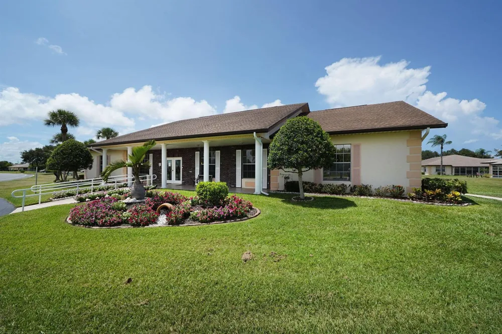 5852 Dream Court #35D Fort Pierce, FL 34982