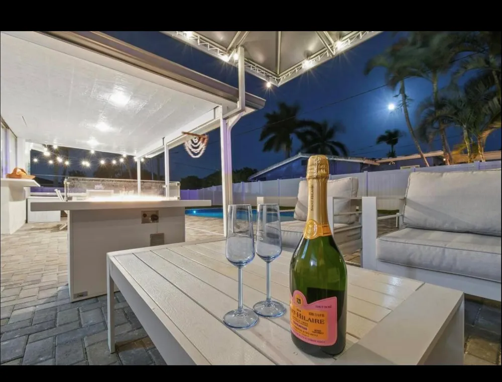 5040 NE 22ND AVENUE Lighthouse Point, FL 33064