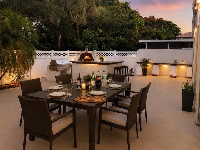 765 NW 155TH TERRACE Pembroke Pines, FL 33028