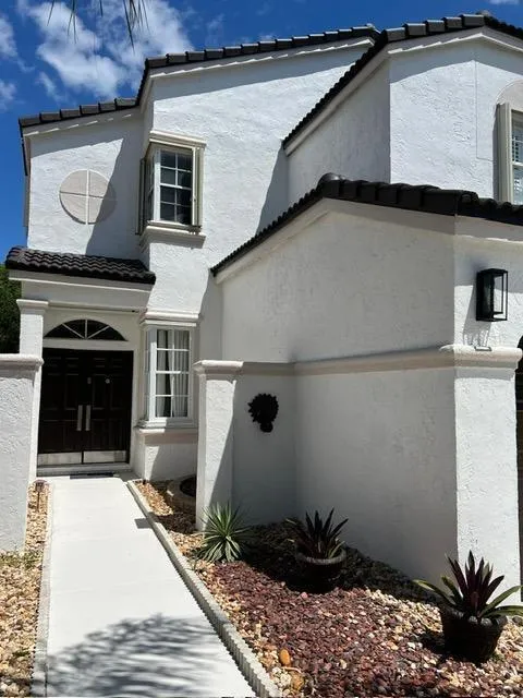 765 NW 155TH TERRACE Pembroke Pines, FL 33028