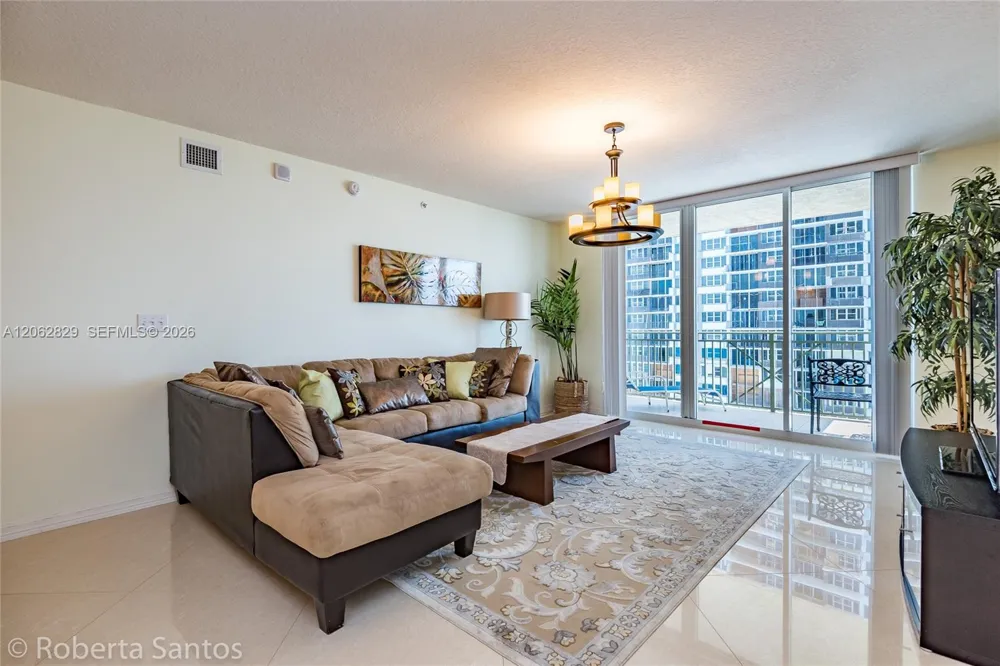 2080 S Ocean Dr #804 Hallandale Beach, FL 33009