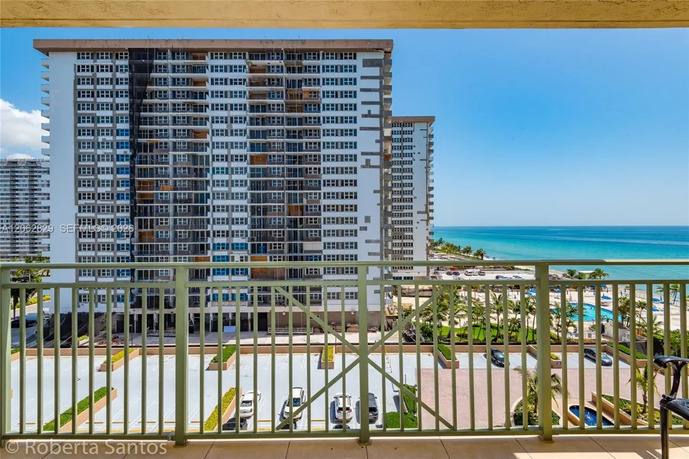 2080 S Ocean Dr #804 Hallandale Beach, FL 33009