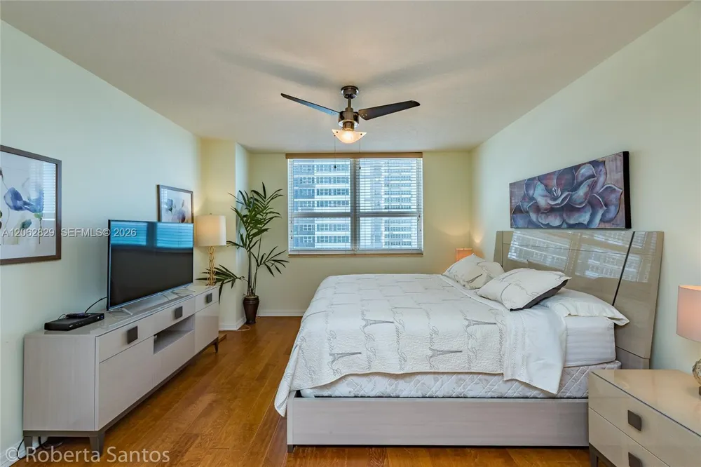 2080 S Ocean Dr #804 Hallandale Beach, FL 33009