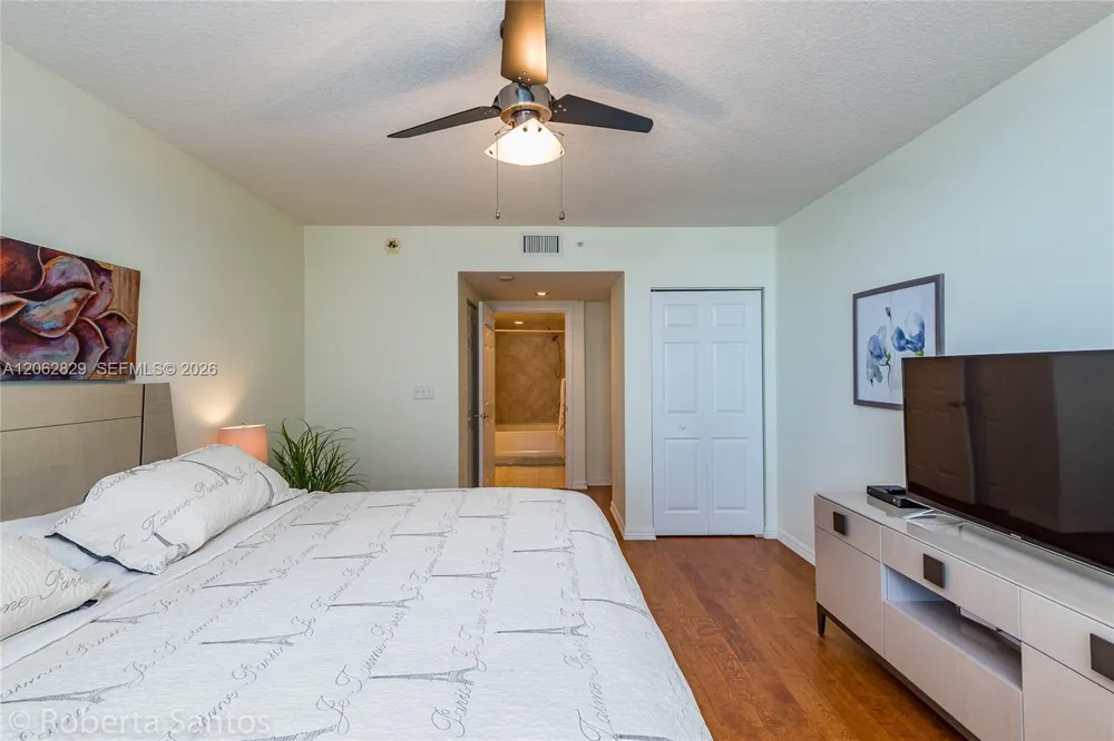 2080 S Ocean Dr #804 Hallandale Beach, FL 33009