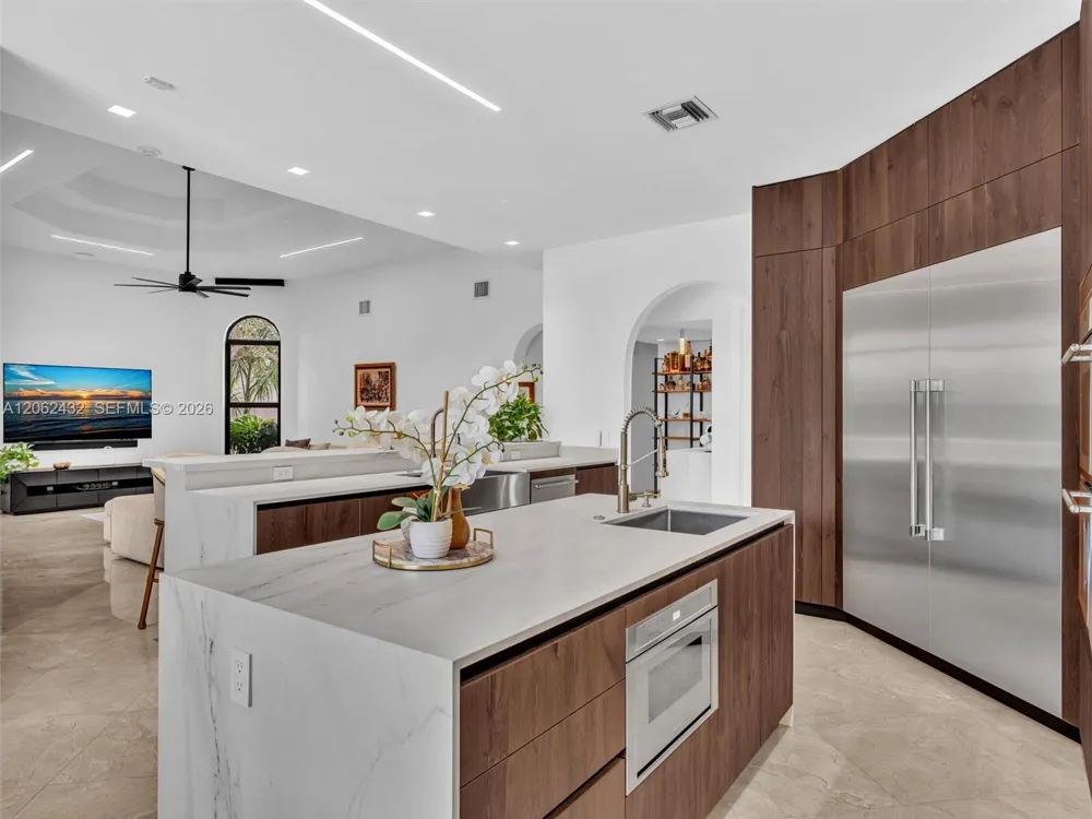 1021 NW 115th Ave Plantation, FL 33323