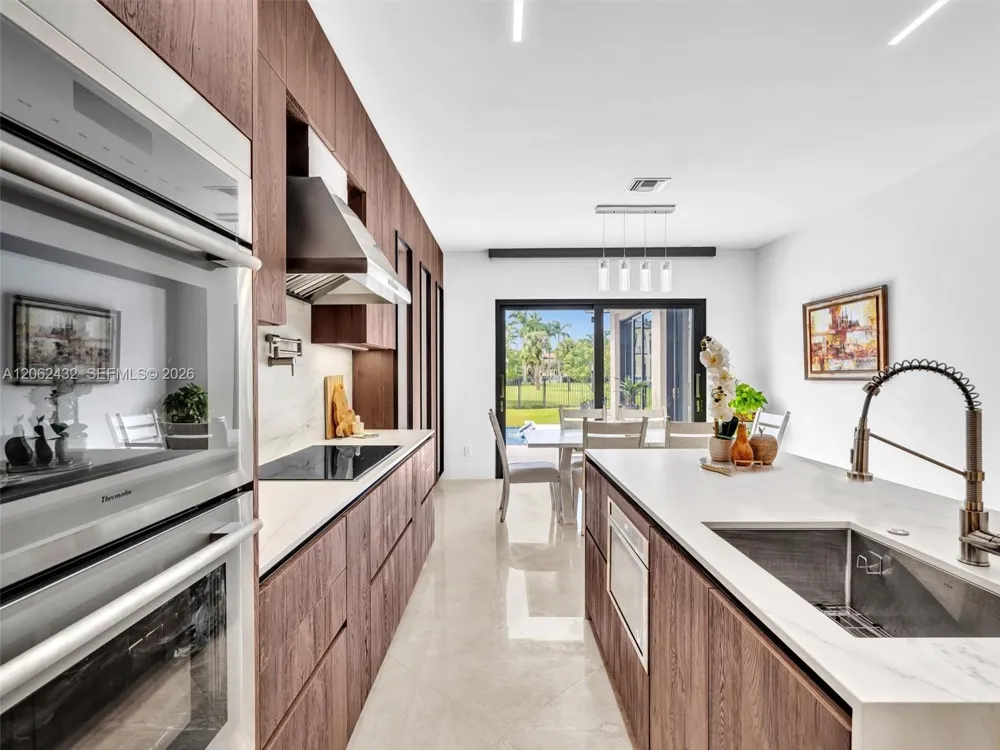 1021 NW 115th Ave Plantation, FL 33323