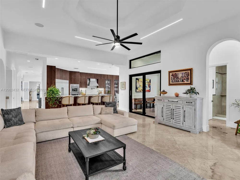 1021 NW 115th Ave Plantation, FL 33323
