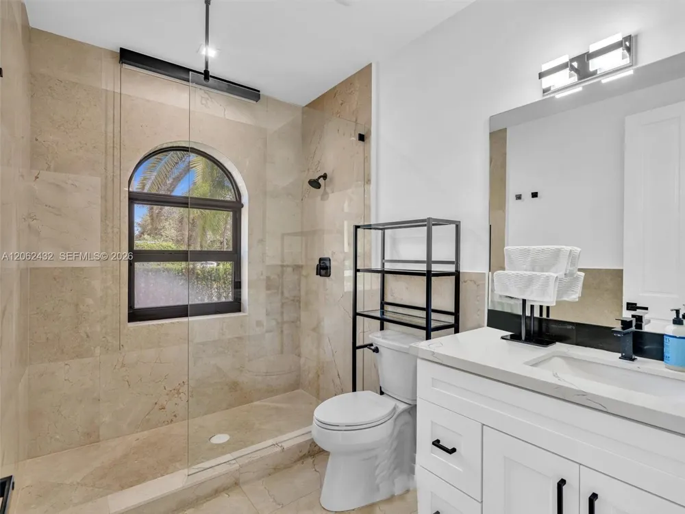 1021 NW 115th Ave Plantation, FL 33323
