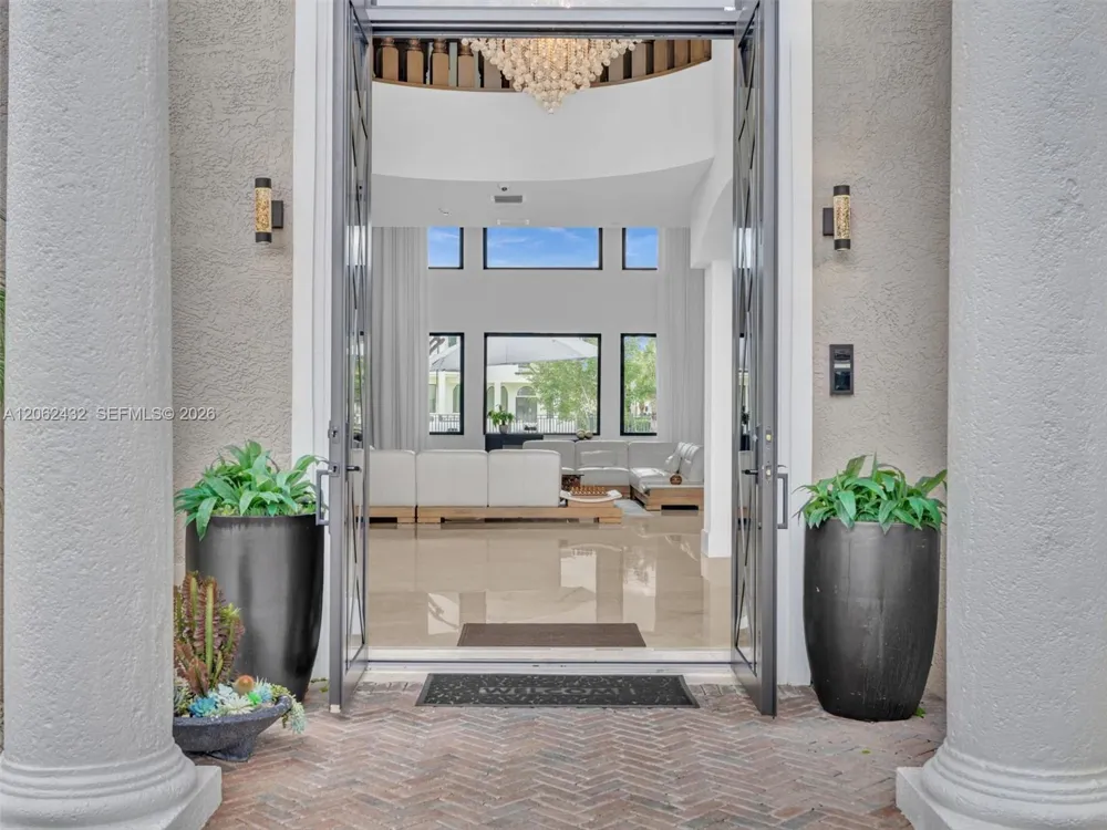 1021 NW 115th Ave Plantation, FL 33323