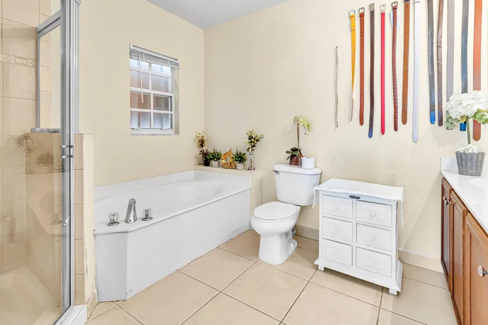 4205 EMERALD Vista Lake Worth, FL 33461