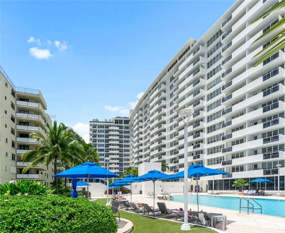 100 Lincoln Rd #314B Miami Beach, FL 33139