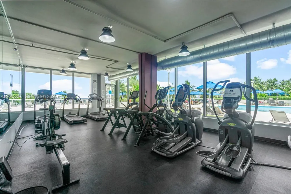 100 Lincoln Rd #314B Miami Beach, FL 33139