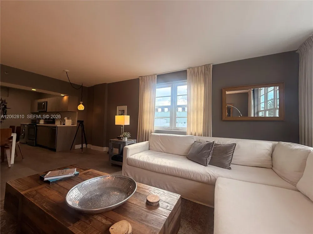 100 Lincoln Rd #314B Miami Beach, FL 33139