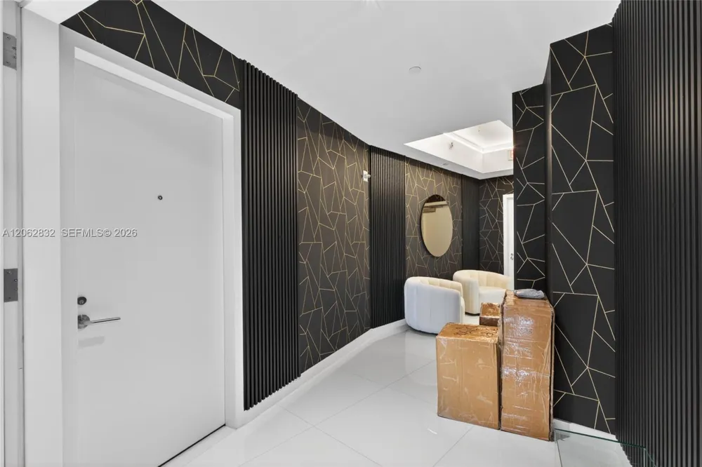 851 NE 1st Ave #3201 Miami, FL 33132