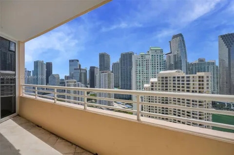 808 Brickell Key Dr #3007