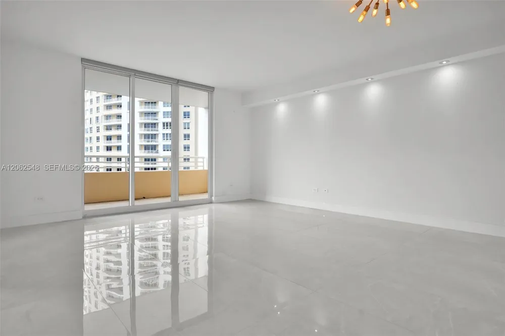 808 Brickell Key Dr #3007 Miami, FL 33131