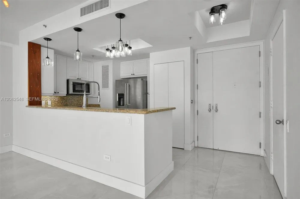 808 Brickell Key Dr #3007 Miami, FL 33131
