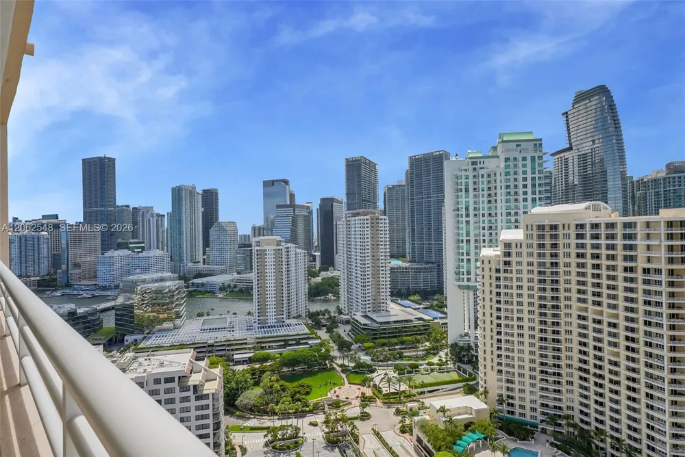 808 Brickell Key Dr #3007 Miami, FL 33131