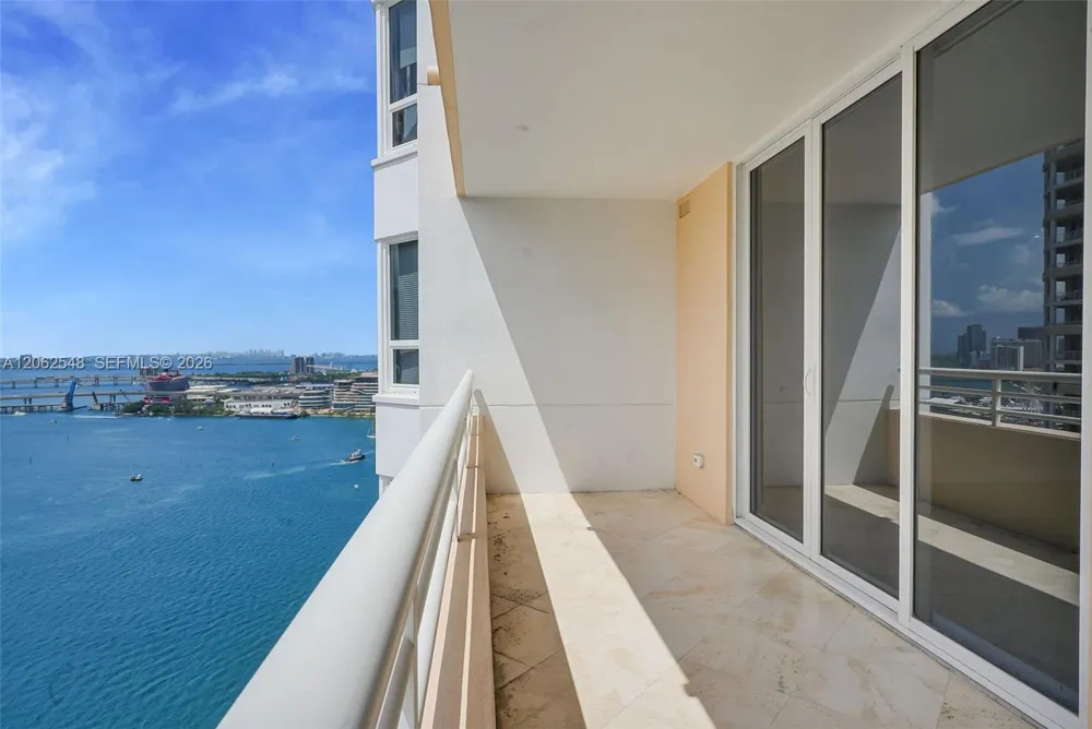 808 Brickell Key Dr #3007 Miami, FL 33131
