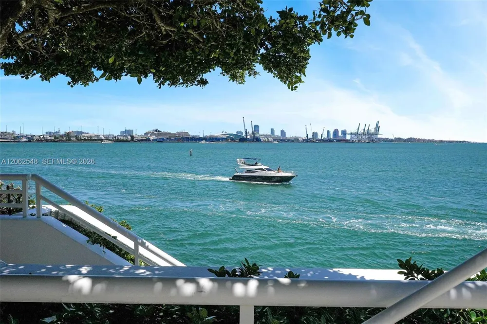808 Brickell Key Dr #3007 Miami, FL 33131