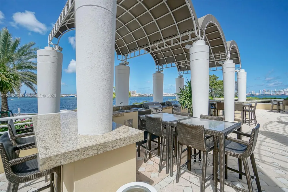 808 Brickell Key Dr #3007 Miami, FL 33131