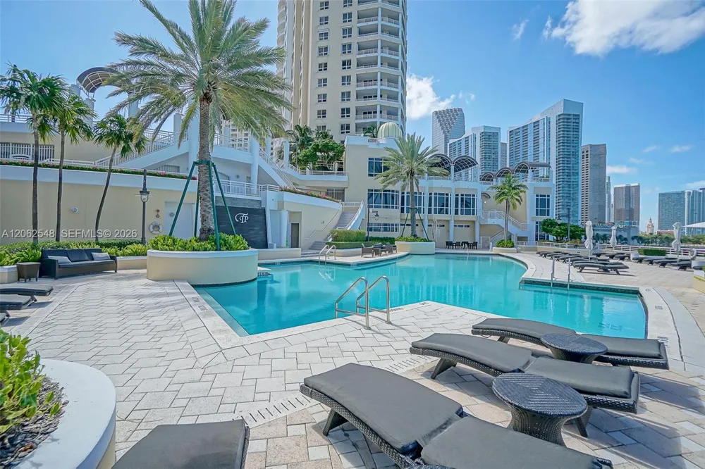 808 Brickell Key Dr #3007 Miami, FL 33131