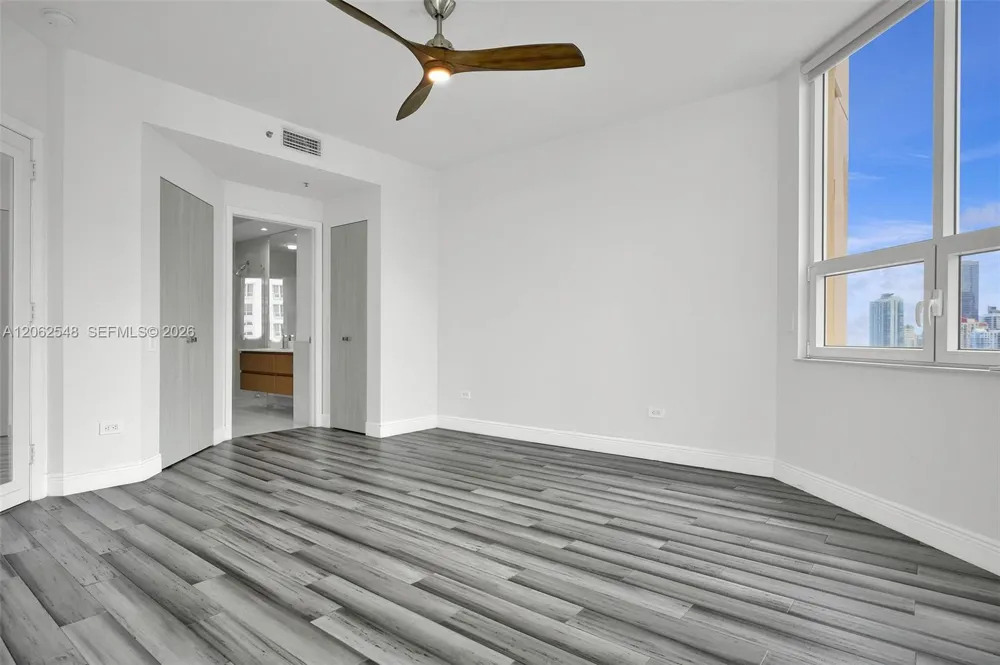 808 Brickell Key Dr #3007 Miami, FL 33131