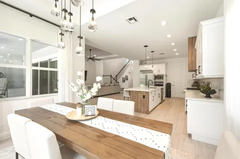 9264 CRESTVIEW CIRCLE